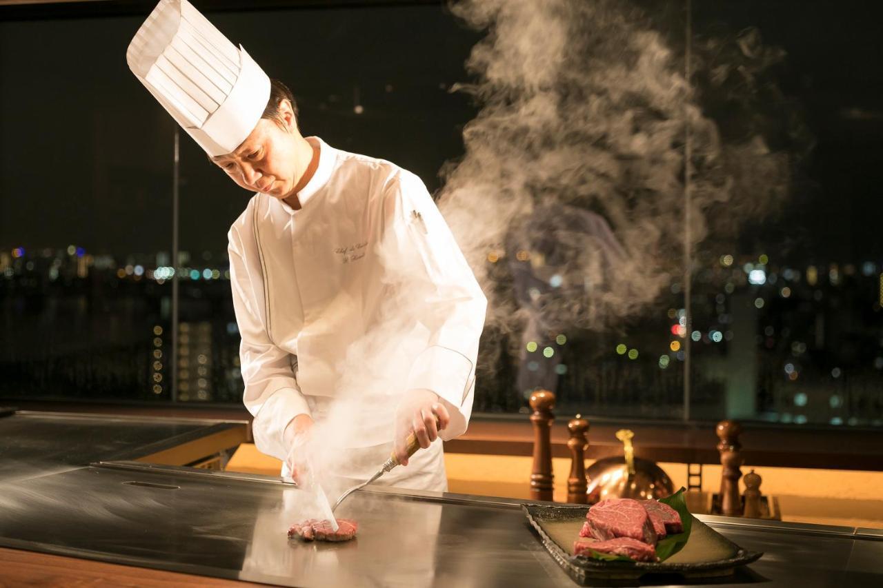 Plaza 4* Ōsaka